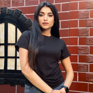 Hudo Black Short-Sleeve Turkish Rip Top